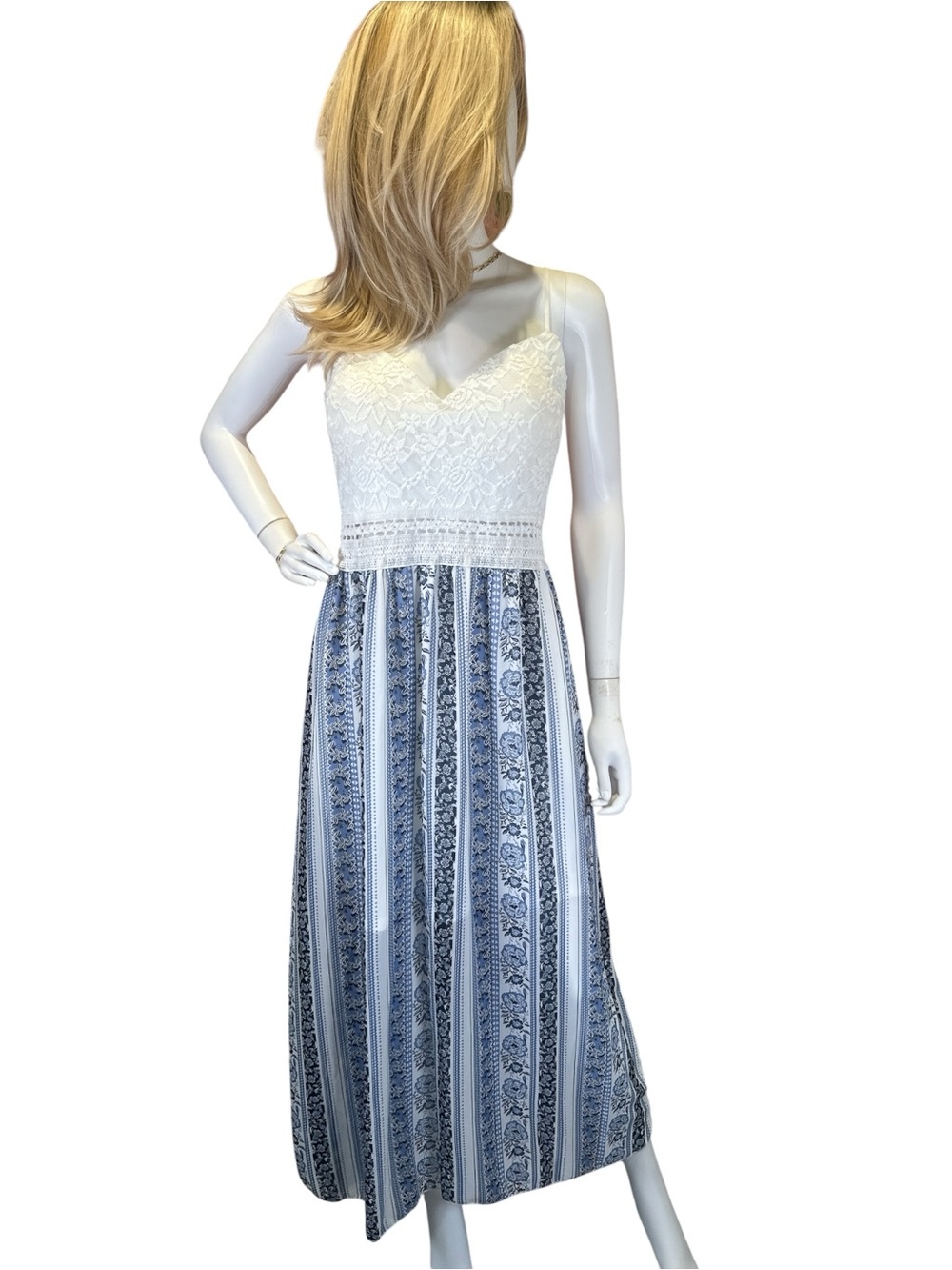 J for Justify Cream Crochet Bodice Blue Striped Maxi Dress - Picture 3 of 9